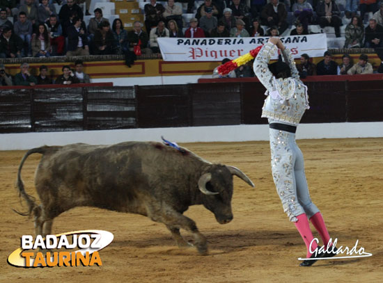 En la novillada del debut de Tomás Campos en Olivenza. (FOTO: Gallardo)