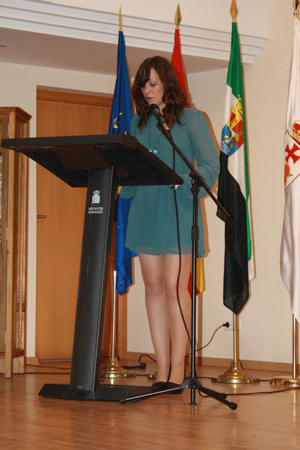 Estefanía Zarallo conduciendo la ceremonia de la Gala.