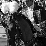 El joven Miguel Moura que debutaba en Badajoz paseó una oreja de su primero. (FOTO: Gallardo)