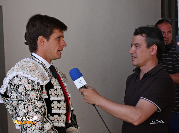Juan Bazaga entrevistando a 'El Juli'
