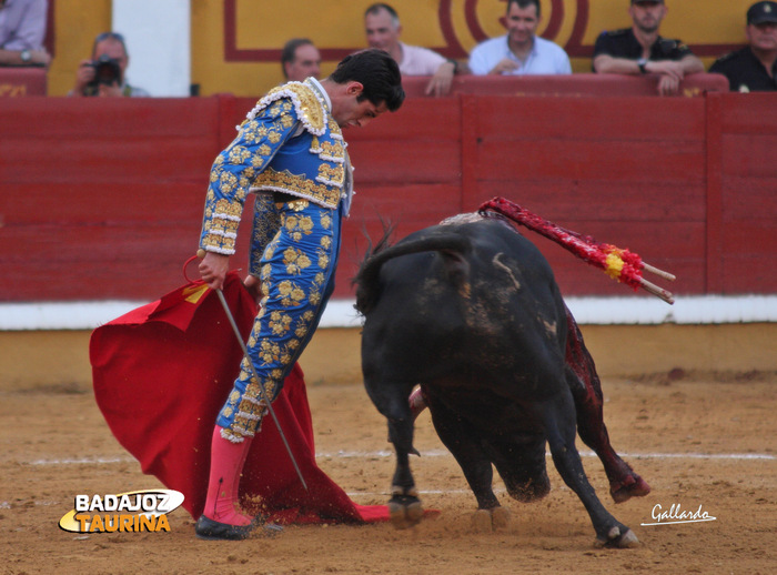 Impresionante pase del desdén para abrochar la serie. (FOTO:Gallardo)