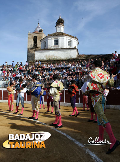 La coqueta plaza frexnense volvió a vivir la magia del toreo. (Foto correspondiente al año anterior))