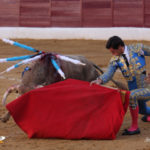Silva doblándose en el inicio de faena. (FOTO: Gallardo)