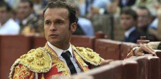 Antonio Ferrera en la plaza de la Maestranza.