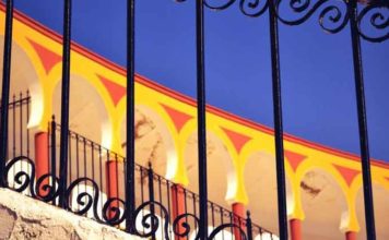 Detalle de la plaza de toros de Olivenza.