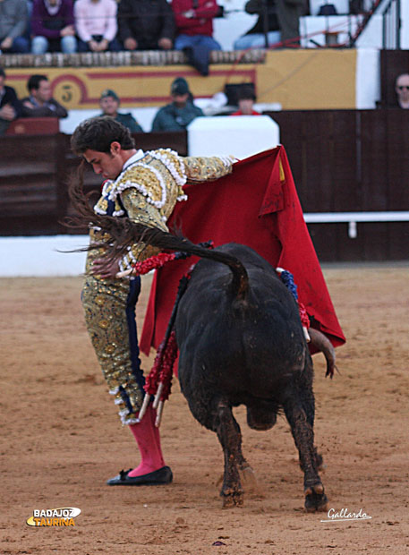 Pase cambiado de Tulio Salguero. (FOTO: Gallardo)