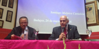 Santiago Malpica durante su exposición. (FOTO: Antonio J. Pérez)