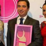 José María Garzón, recogiendo precisamente el martes pasado un premio del Foro de la Juventud Taurina por su gran labor al frente de la plaza de Mérida.