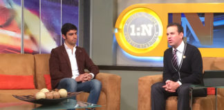 Momento de la entrevista a Miguel Ángel Perera en la televisión azteca.