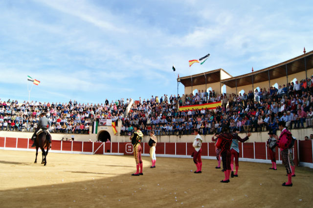 Lleno en el coso higuereño