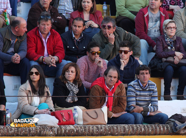 La familia Cochicho, Fernando González y los maestros Reina y Cartujano