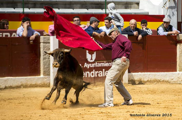 P.T. Luis Reina de Almendralejo