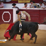 Toreando muy encajado en la tarde que comenta de Zafra (FOTO: Gallardo)