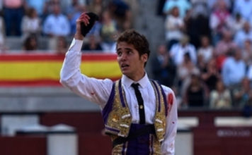 Posada de Maravillas con la oreja ganada a ley en Las Ventas (FOTO:Julián López-mundotoro.com)