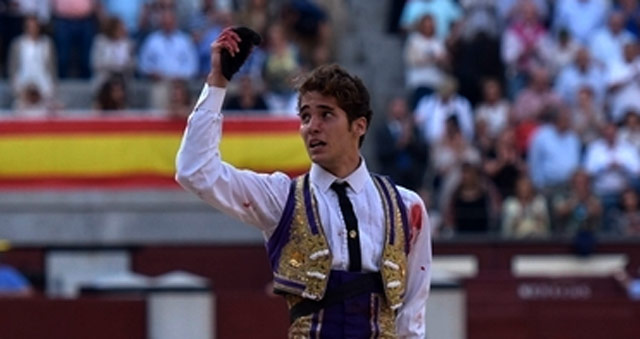 Posada de Maravillas con la oreja ganada a ley en Las Ventas (FOTO:Julián López-mundotoro.com)