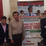 Jesús Díez junto al resto de protagonistas en la presentación del cartel de su debut con picadores