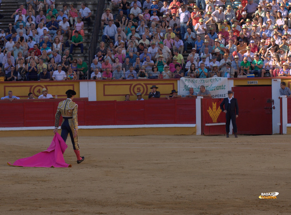 Jiméne Fortes volvió a verle la cara al toro a portagayola (FOTO: Gallardo)