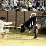Juanito viendo morir a uno de sus antagonistas (FOTO: Arjona)