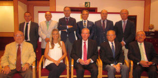 Los miembros del jurado de El Corte Inglés posando tras la deliberación
