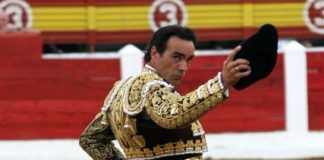 'El Cid' en una imagen de archivo en la plaza de Mérida (FOTO: Gallardo)