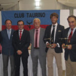 Los premiados junto a los miembros del Club Taurino de Villanueva de la Serena