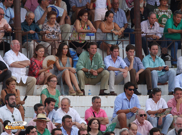 La familia Muñoz pendiente del juego de sus toros