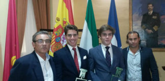 Larios y Medina premiados por la Asociación Gazuza