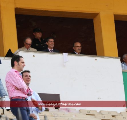 Entre el procès y el mundial no quedan banderas en los chinos de Badajoz