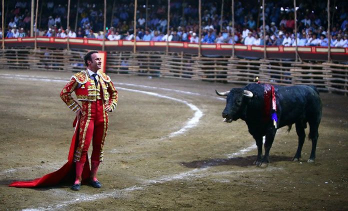 Ferrera feliz al ver que Villalvense salvaba la vida (FOTO: Emilio Méndez)